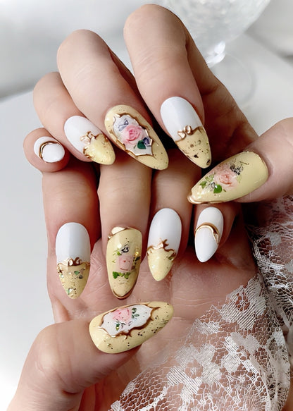 Close-up view of English Rose Garden-Vintage Bouquet press-on nails featuring elegant and classic design fit for royalty